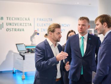 2026-02-24_ministr-na-fei-vyber-001-768x512