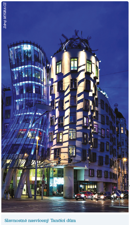 Slavnostně nasvícený Tančící dům Slavnostně nasvícený Tančící dům